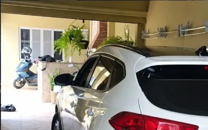 Traseira de um SUV branco, foto da publicação do cliente Marcos Piacente